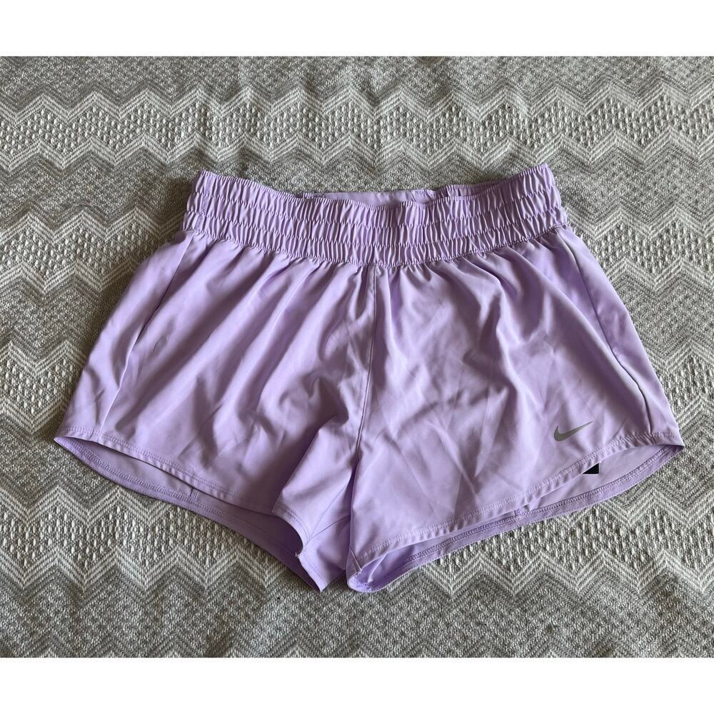 Nike Women's One Dri-FIT Mid-Rise 3" Brief-Lined Shorts-Lilac, size S, NWT! - Picture 5 of 9